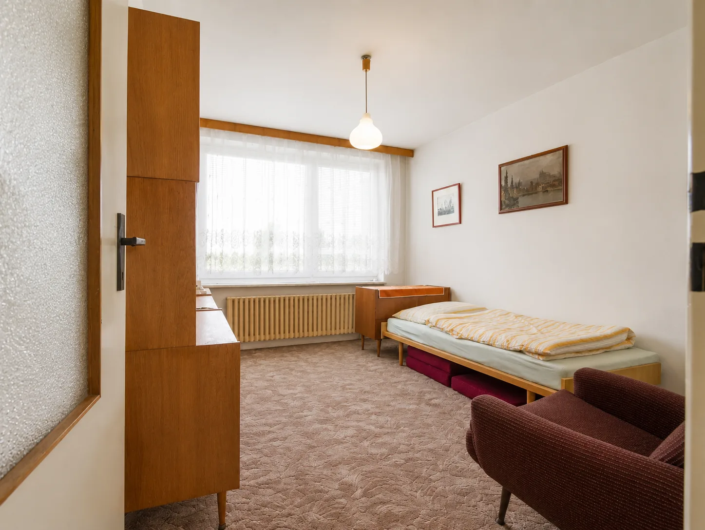 Bedroom with garden view, first floor